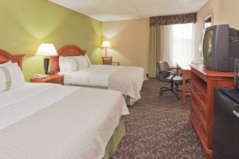 Quality Inn & Suites Downtown Мэнсфилд Экстерьер фото