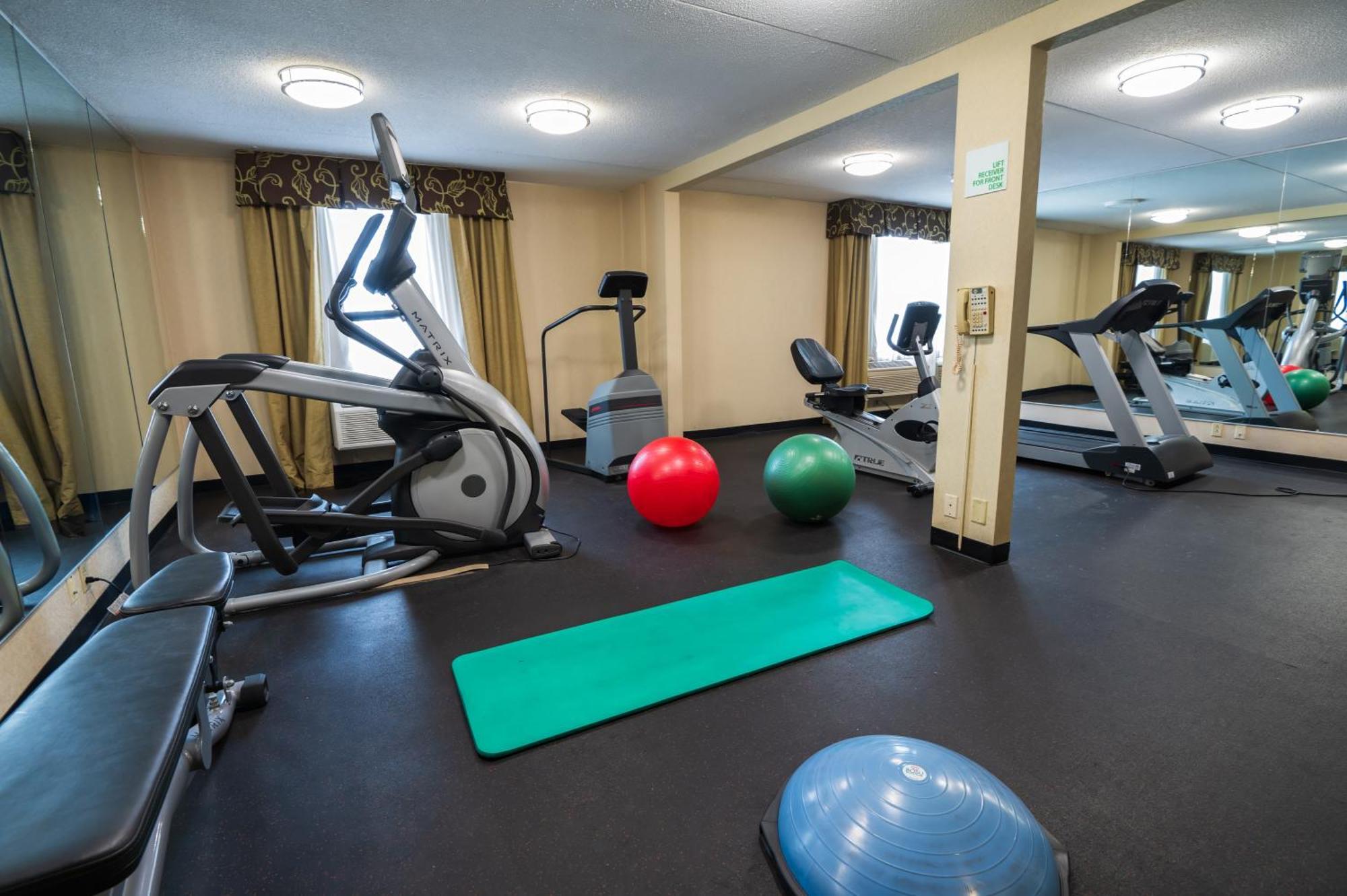 Quality Inn & Suites Downtown Мэнсфилд Экстерьер фото